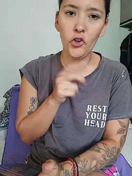 Snapshot of Harley-77 chatting on February 23, 2:28 pm Harley-77 online show from February 23, 2:28 pm