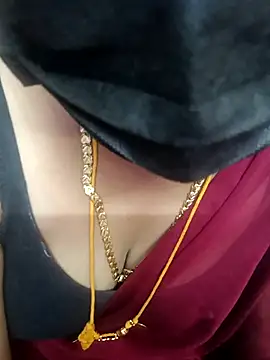 Snapshot of Madhusri_Tamil_Telugu chatting on April 30, 12:45 pm Madhusri Tamil Telugu online show from April 30, 12:45 pm