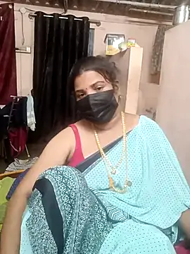 Snapshot of Madhusri_Tamil_Telugu chatting on May 3, 5:49 pm Madhusri Tamil Telugu online show from May 3, 5:49 pm