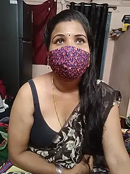 Snapshot of Madhusri_Tamil_Telugu chatting on June 25, 4:23 pm Madhusri Tamil Telugu online show from June 25, 4:23 pm