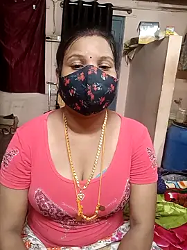 Snapshot of Madhusri_Tamil_Telugu chatting on April 28, 2:54 pm Madhusri Tamil Telugu online show from April 28, 2:54 pm