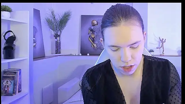 Madison dolly online show from March 7, 2:07 am