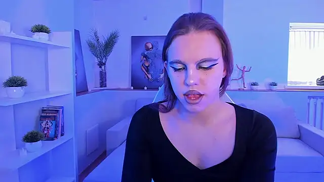 Madison dolly online show from March 30, 9:00 am