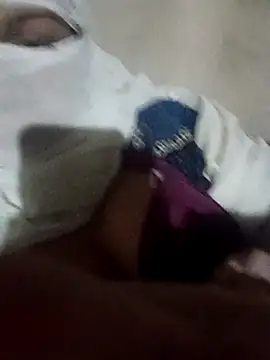 Snapshot of Lovely_sima chatting on February 24, 6:31 pm Lovely sima online show from February 24, 6:31 pm