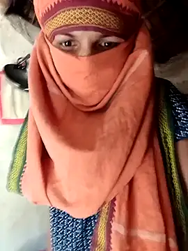 Snapshot of Lovely_sima chatting on February 27, 4:34 am Lovely sima online show from February 27, 4:34 am