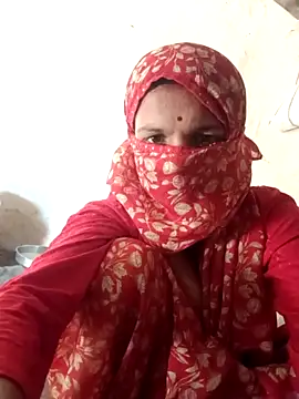 Snapshot of Lovely_sima chatting on February 15, 4:57 am Lovely sima online show from February 15, 4:57 am