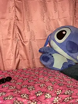 Snapshot of agathamarrshall_ chatting on February 25, 12:05 pm agathamarrshall online show from February 25, 12:05 pm