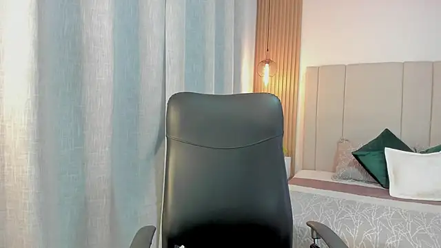 Snapshot of Victoria_Rosee chatting on May 28, 12:22 pm Victoria Rosee online show from May 28, 12:22 pm