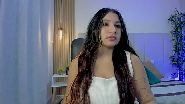 Victoria Rosee online show from April 18, 12:51 pm