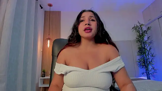 Snapshot of Victoria_Rosee chatting on June 10, 12:50 pm Victoria Rosee online show from June 10, 12:50 pm