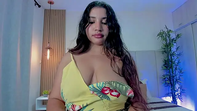 Snapshot of Victoria_Rosee chatting on May 11, 4:04 pm Victoria Rosee online show from May 11, 4:04 pm
