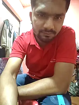 Snapshot of Darkintrovert chatting on March 1, 3:56 pm Darkintrovert online show from March 1, 3:56 pm