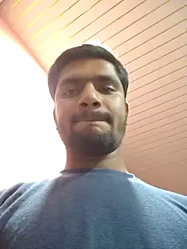 Snapshot of Darkintrovert chatting on February 2, 4:39 pm Darkintrovert online show from February 2, 4:39 pm