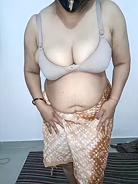 Ruby1hot2 online show from March 20, 4:46 am