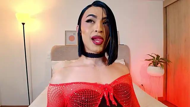 Snapshot of KarolPortellaa chatting on May 19, 9:44 pm KarolPortellaa online show from May 19, 9:44 pm