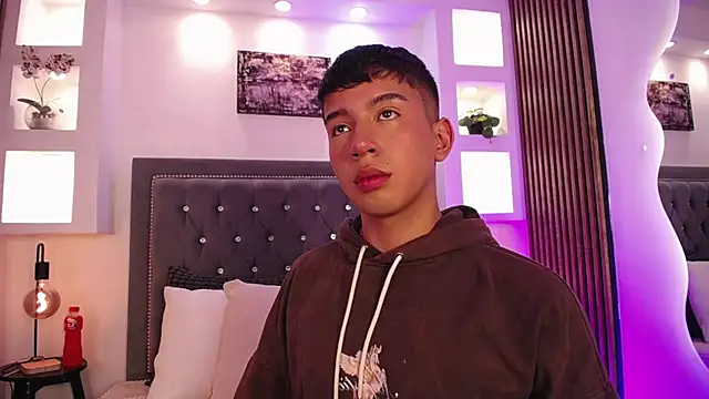 Fancy Vixen online show from March 4, 3:25 am