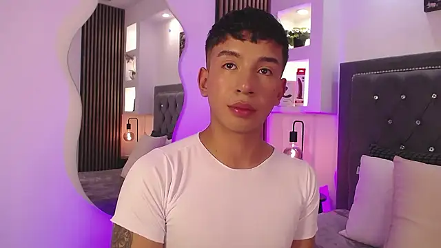 Fancy Vixen online show from March 18, 4:15 am