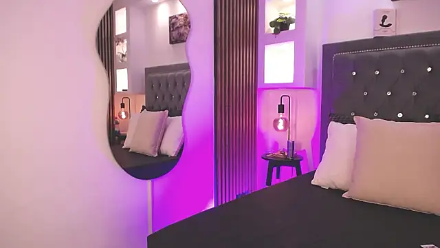 Fancy Vixen online show from March 7, 4:30 am