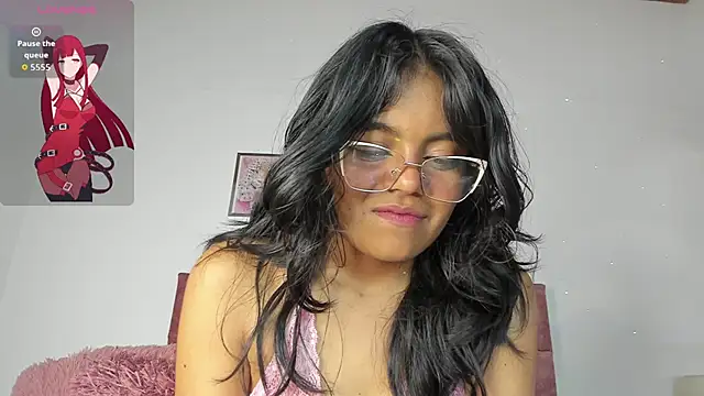 luna velveth online show from March 26, 2:54 am