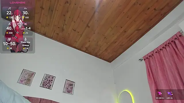 luna velveth online show from March 28, 10:05 am