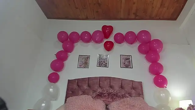 luna velveth online show from February 10, 1:26 am