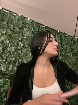 Valery pink18 online show from February 27, 3:51 am