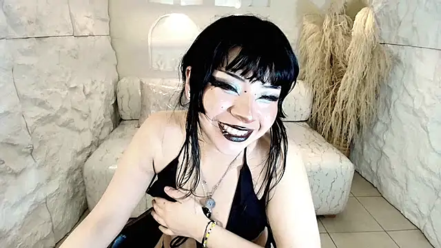 vampkitty r online show from February 13, 1:27 am
