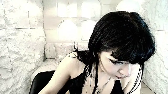 vampkitty r online show from February 11, 1:11 pm