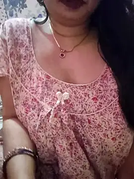 PARI51 online show from March 29, 8:32 pm