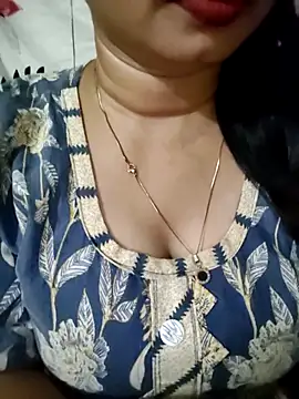 Snapshot of PARI51 chatting on July 8, 8:20 pm PARI51 online show from July 8, 8:20 pm
