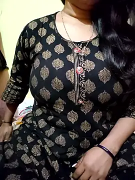 PARI51 online show from February 13, 8:53 pm