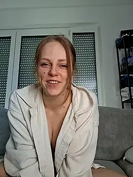 Larifari0406 online show from March 3, 1:29 pm