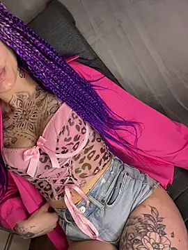 susannee online show from March 28, 8:32 pm