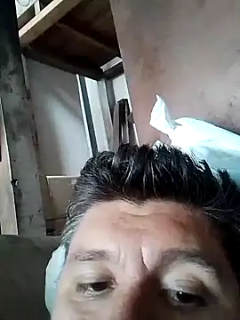 Snapshot of ALBERTOMORA93 chatting on August 6, 7:09 pm ALBERTOMORA93 online show from August 6, 7:09 pm
