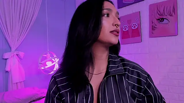 Cleo Foxx online show from May 22, 11:52 am