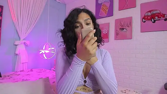 Cleo Foxx online show from March 10, 11:36 am