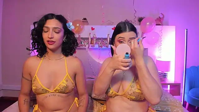 Cleo Foxx online show from April 24, 12:07 pm