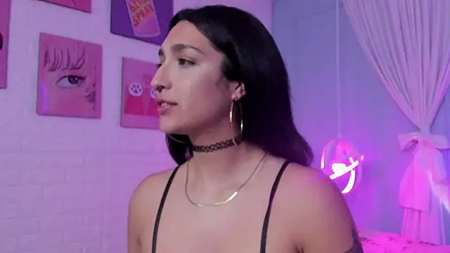 Cleo Foxx online show from April 10, 11:39 am