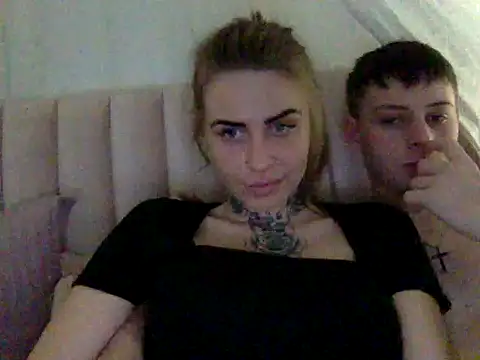 Carlos18loverboyfriend online show from March 28, 2:51 pm