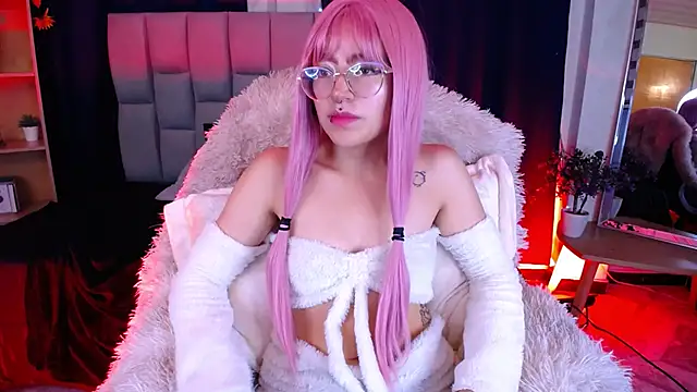 Allissoon  online show from February 11, 11:43 am