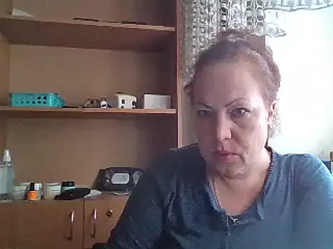 KrystalStyles online show from April 7, 11:01 am