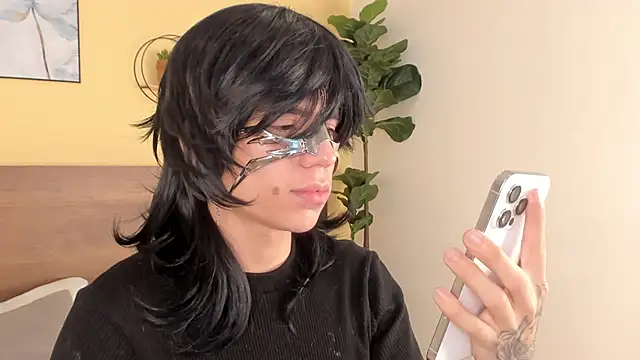 Snapshot of Angel_eros_ chatting on February 25, 11:26 pm Angel eros online show from February 25, 11:26 pm