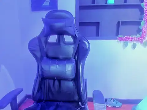 Lunaa Brunettee online show from February 11, 3:28 am