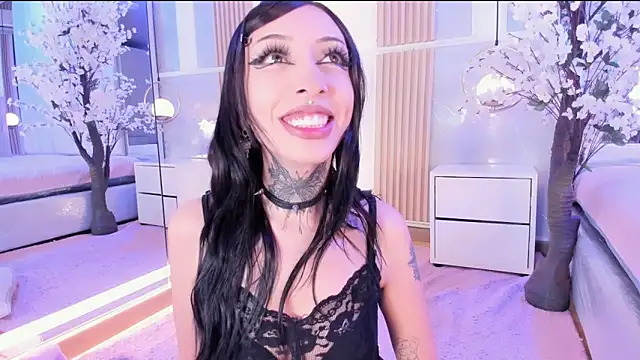 Snapshot of SalemBlackrose chatting on February 15, 5:30 am SalemBlackrose online show from February 15, 5:30 am