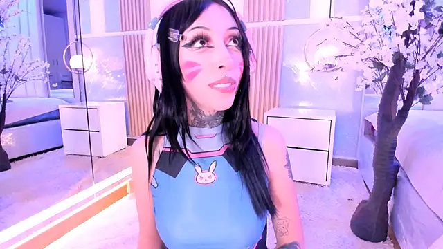 Snapshot of SalemBlackrose chatting on February 13, 5:18 am SalemBlackrose online show from February 13, 5:18 am