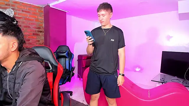 Snapshot of Bad_Boys777 chatting on February 12, 9:47 pm Bad Boys777 online show from February 12, 9:47 pm