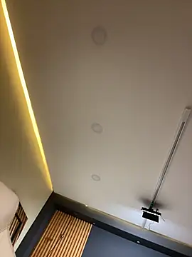 Snapshot of MiaTorres4 chatting on February 12, 11:43 am MiaTorres4 online show from February 12, 11:43 am