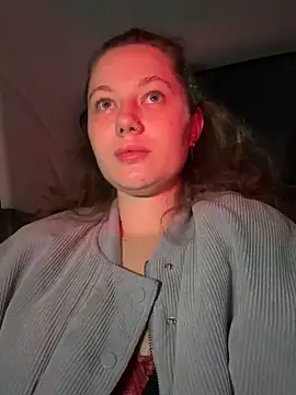 AsynaYuuki online show from April 17, 7:28 pm