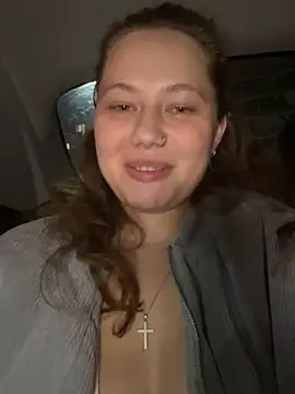 AsynaYuuki online show from April 16, 6:41 pm