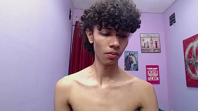 bigcock twinks online show from April 17, 7:38 pm